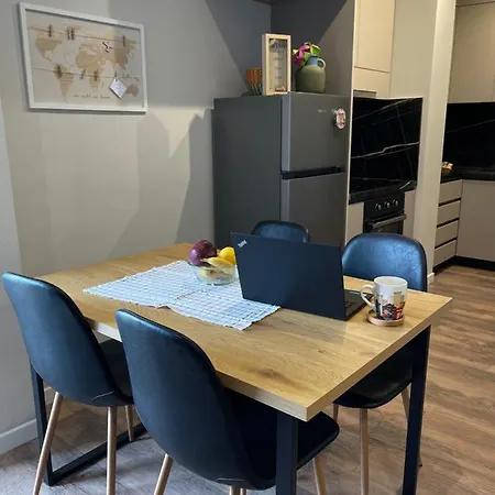 B4 Dusk R Apartament