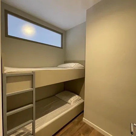 B4 Dusk R Apartament *